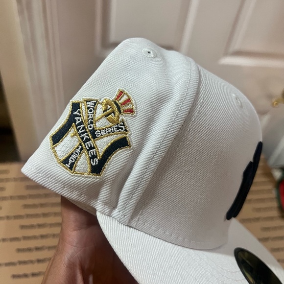 New York Yankees New Era 7 1/4 Fitted Hat - Picture 6 of 6